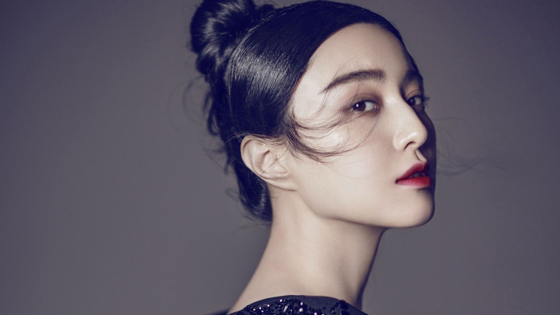 巴希尔·阿卜迪在马拉松比赛中获得银牌，巴希尔·阿布迪