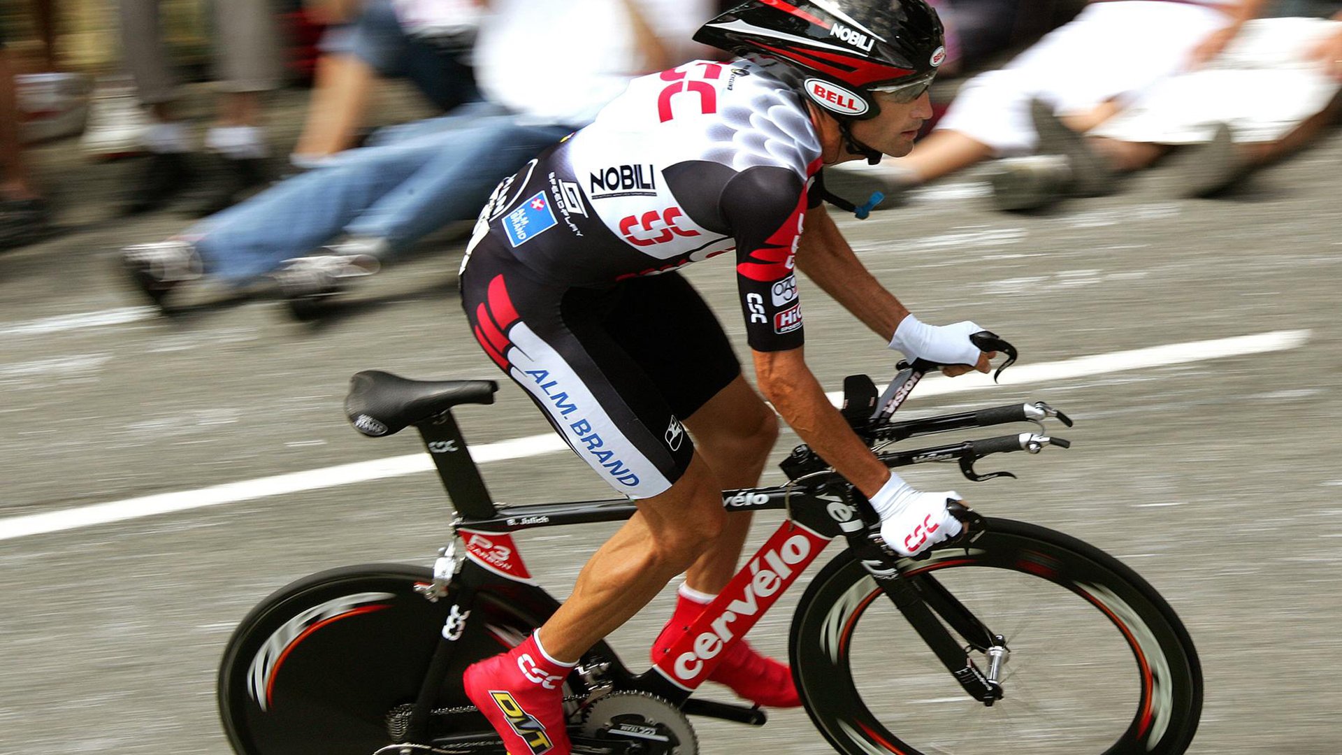 艾比·德尔福：防守中的战术大师，助力南非队始终保持稳压，艾比德什么意思