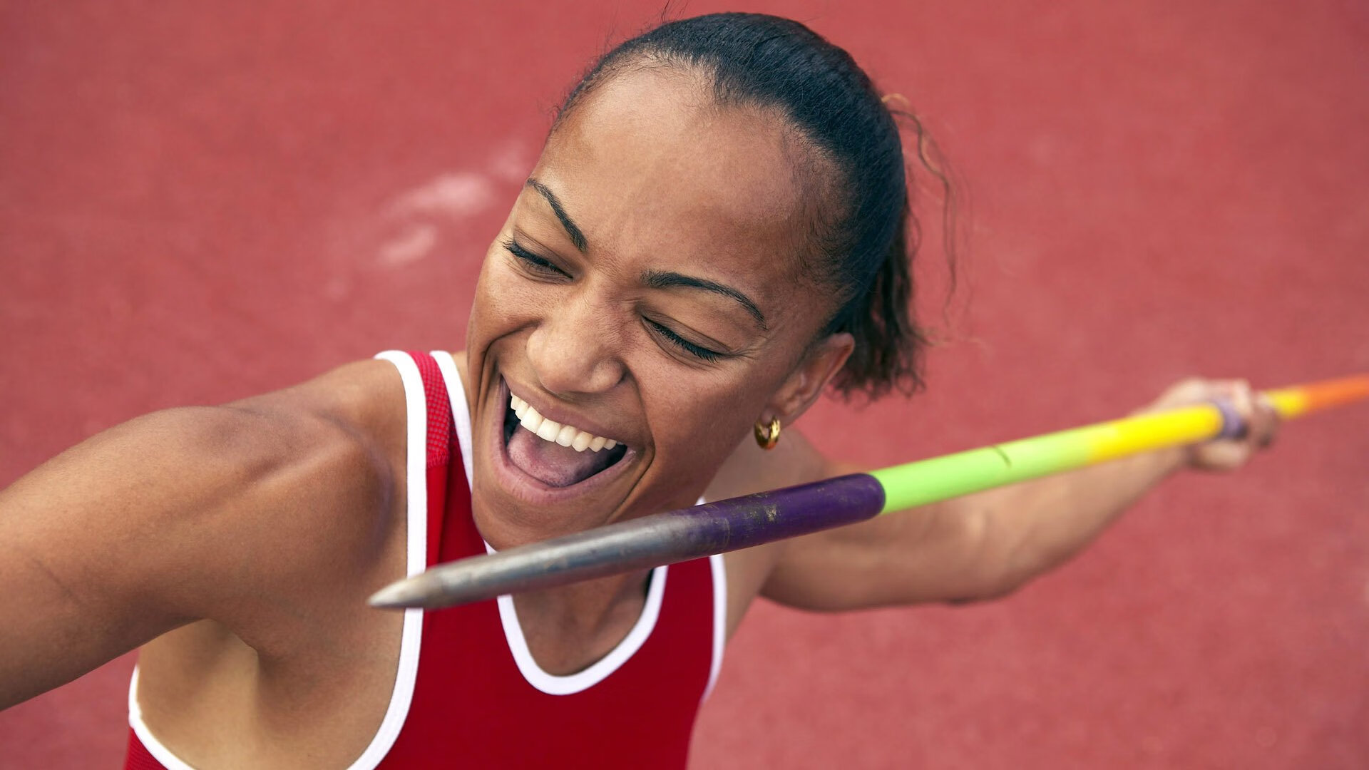 防守端表现出色成功压制对手核心球员活动空间,什么是防守技术